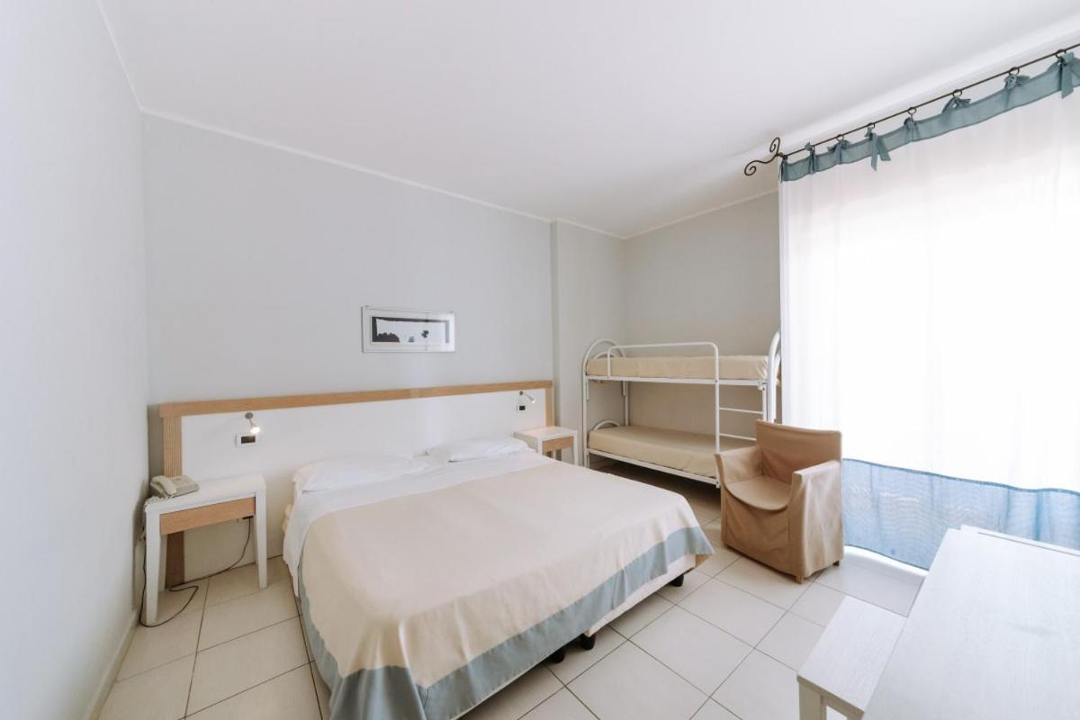 Classic Quadruple Room