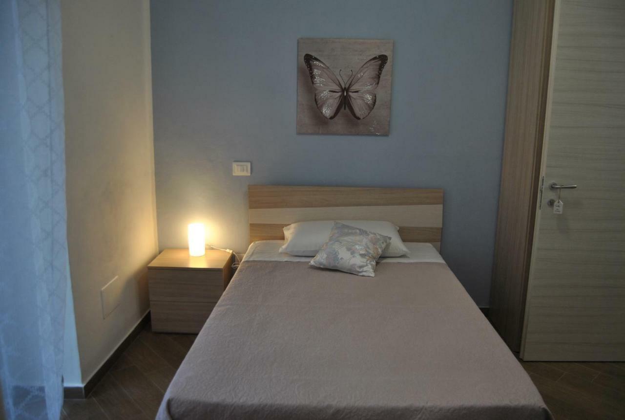 Single Room with Private Bathroom