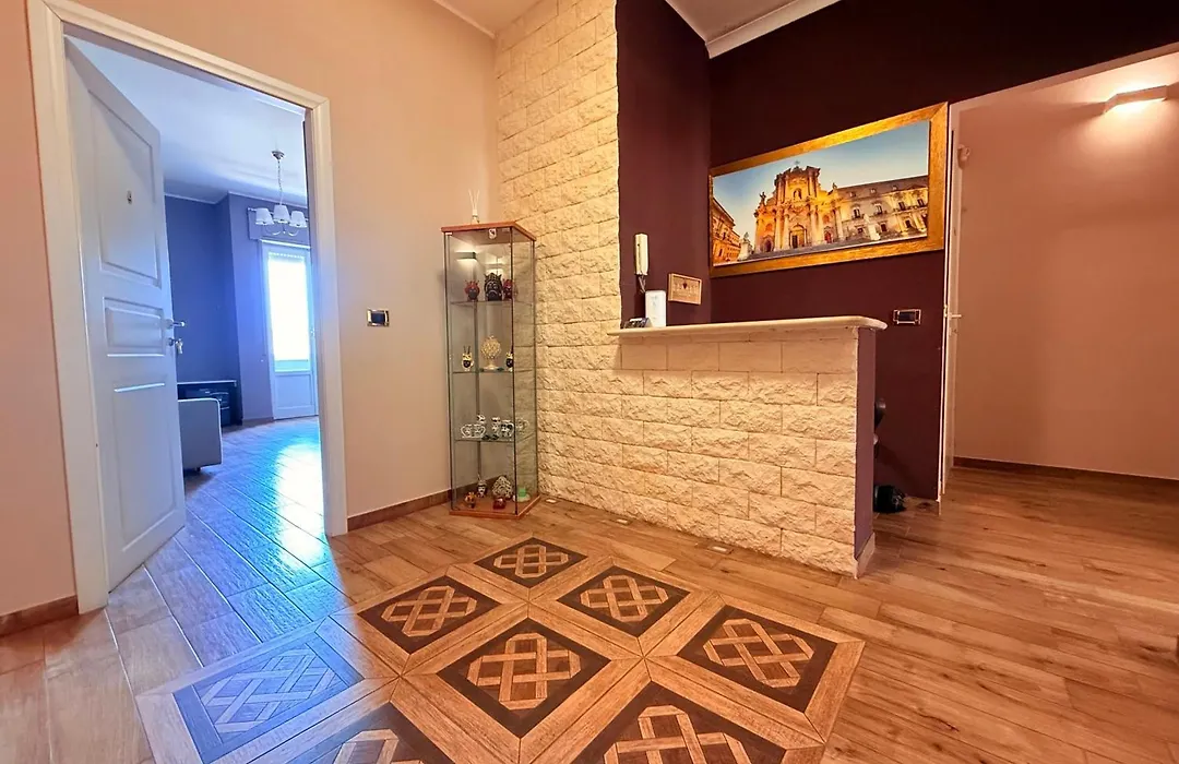 Home Syrakos-1